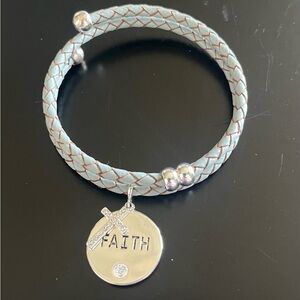 FAITH bracelet with diamond cross and braided leather band